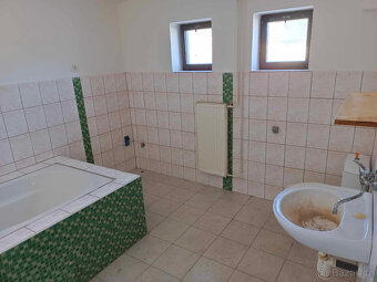 Prodám RD pro 2 apartmány v Černé v Pošumaví na Lipně - 7