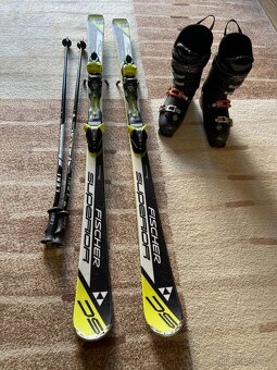 Prodám lyže Fischer RC4 Superior SC + vázání + hůlky LEKI - 7