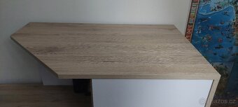 Študácký stůl se skříňkou - 7