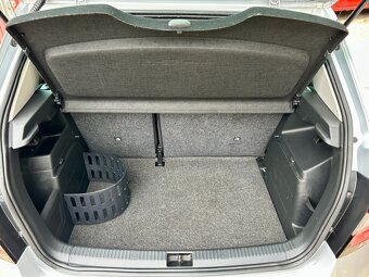 Škoda Fabia, 1.2 TSI 66KW Bi-Xenon STYLE 2 x Kola - 7