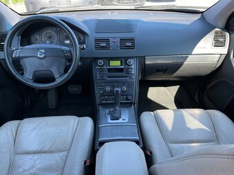 Volvo XC90, 2.4 D5 136kW 4X4, 7 MÍST - 7
