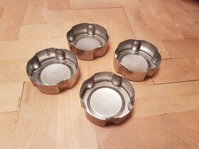 Plechové disky BMW e46 7,5J x 17, 5 x 120, s pokličkami - 7
