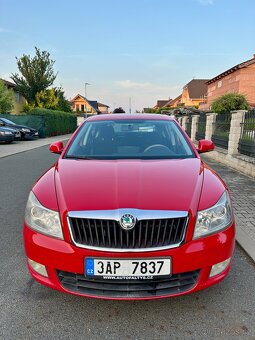 Škoda Octavia Sedan 1.9TDI 77KW 2010 / TAŽNÝ / NOVÁ STK - 7