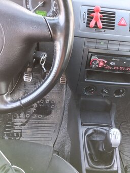 Fabia 1.2 stk 4/26 168tkm/r.v2008 - 7