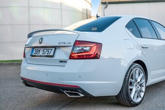 Škoda Octavia (sedan) 2.0 TDI RS DSG 135kW - 7