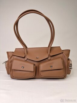 Kožená kabelka vyrobeno v Itálii - 7