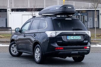 Mitsubishi Outlander 2.0 PHEV 4WD (2013) - 7
