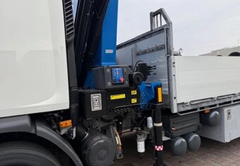 Volvo FE 320 6x2 E6 - valník s HDS - 7