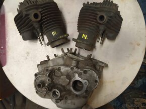 Prodám polomotory na Harley Davidson typ D - 7