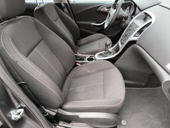 Opel Astra 1.6i , 85 kW benzín, 2010 - 7