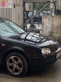 Golf 4 1.6 74kw stk jeste rok a pul - 7