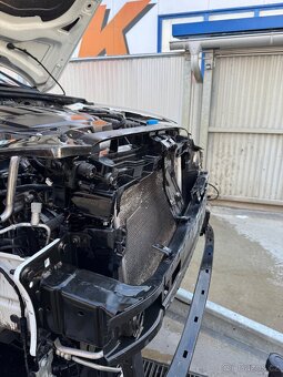 VW PASSAT b8 lift variant r-line 2,0TDI 7/2021 - 7