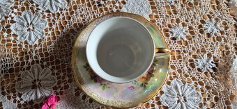 Krásné porcelánové hrníčky s podšálky - 7