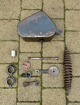 CZ 98 125 175 250 předválečná - díly - 7