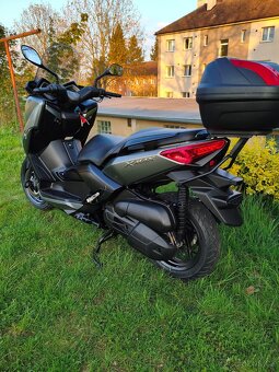 Yamaha X-Max 125i - 7