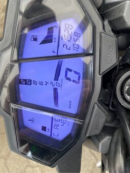 Yamaha MT 125 - 7