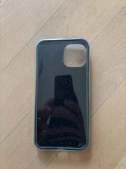 Kryt na mobil na kolo SP Connect na Iphone 15 celý set - 7
