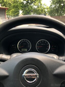 Nissan Almera 1.5i - 7