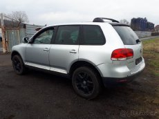 Prodam n.d. z tohoto vozu Vw Touareg 3.2 benzin automat - 7