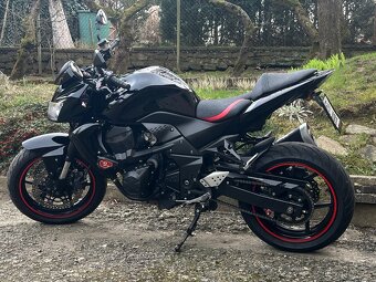 Kawasaki Z750 - 7