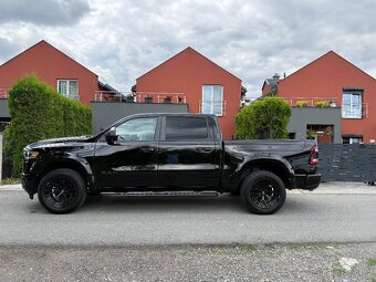 DODGE RAM 1500 HEMI VZDUCH HEADUP RAMBOX - 7