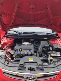 Hyundai i30 1.6 16v benzin, 88kw - 7