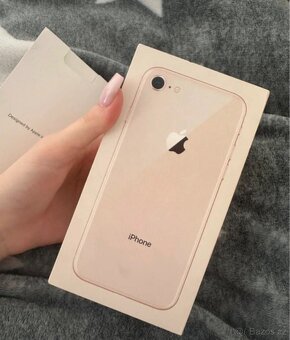 Apple iPhone 8 Rose gold - 7
