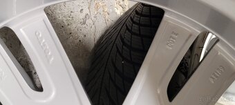 VOLVO V90 CC,18' alu disky,zimní pneu Michelin - 7