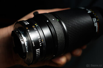 Teleobjektiv Nikon AF Nikkor zoom 75–300mm f/4.5–5.6 - 7