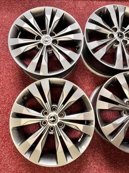 6x114,3 R18 originál Mercedes X-Class X470 - 7