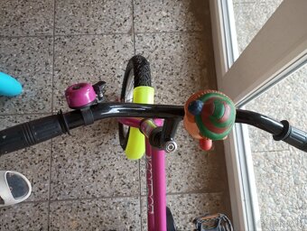 Dětské kolo plus postranní kolecka - 7