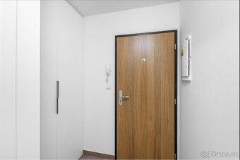 Pronájem bytu 2+kk, U Nového dvora, Lhotka, 21.190 Kč/měs, 4 - 7
