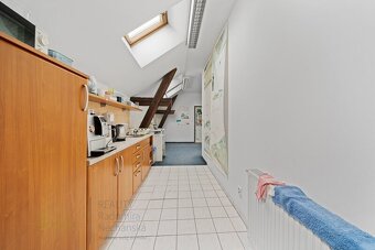 Pronájem kanceláří 109 m² Českobratrské náměstí, Mladá Boles - 7