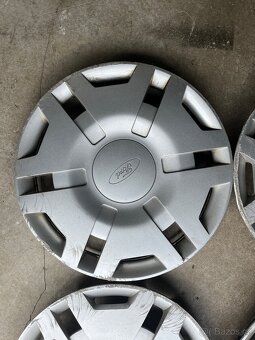 Zimní pneu 175/65 R14 +disky +poklice na Ford Fiesta - 7