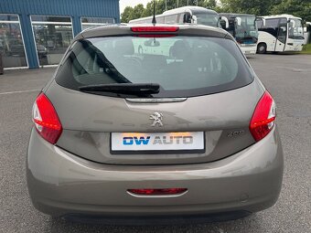 Peugeot 208 1,2 VTI 82 Allure 62KW 2012 - 7