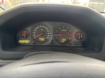 Volvo V70 XC AWD LPG - 7