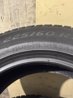 Timni pneu 225/60/18 Pirelli Sottozero 3 - 7