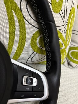 R-line VOLANT VOLKSWAGEN R RLINE kožený BIELE PREŠÍVANIE - 7