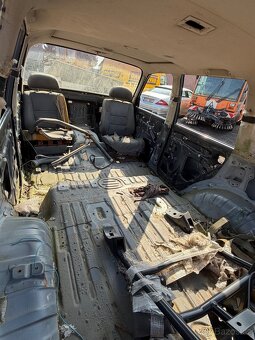 Toyota Land Cruiser 80 , karoserie - 7