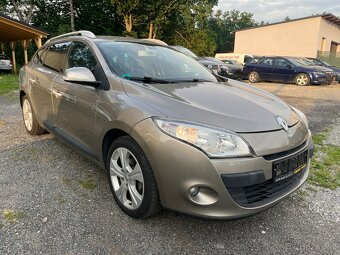 Megane benzin 2011+NOVÁ STK - 7