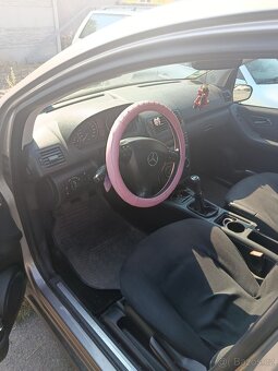 Mercedes A180 , 2.0 CDI 2007  manuál - 7