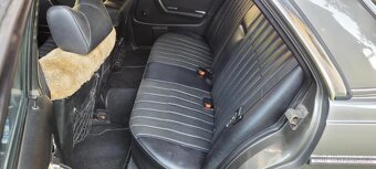 Mercedes Benz W123 240D piáno (americká verze) - 7