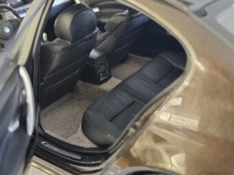 BMW E60 M5 1:18 Kyosho - 7