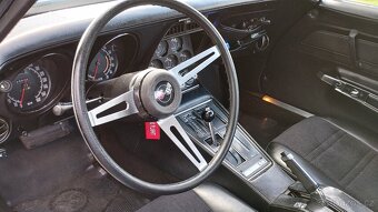 Prodám Chevrolet Corvette C3 - 7