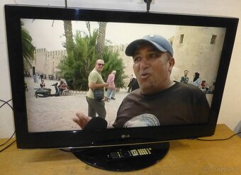 FullHD LCD televize 93cm LG, 37 palců, nemá DVBT2 - 7