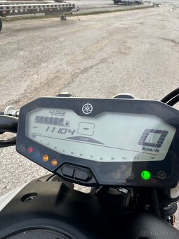 Yamaha MT07 - 7