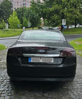 Ford Focus Cabrio 2.0i . Výměna možná - 7