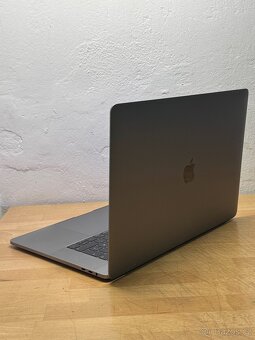 MacBook Pro 15” 2018/16GB RAM/Intel i9/1T SSD/ Záruka - 7