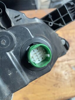 Světlomet FIAT / PEUGEOT 1394430080 (Levý) - 7