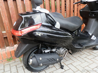 Piaggio X-Evo 125 - 7